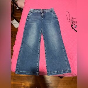 High rise medium wash Risen Jeans
